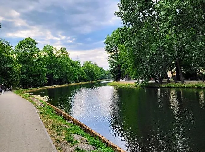 Lägenhet W Parku Nad Kanalem